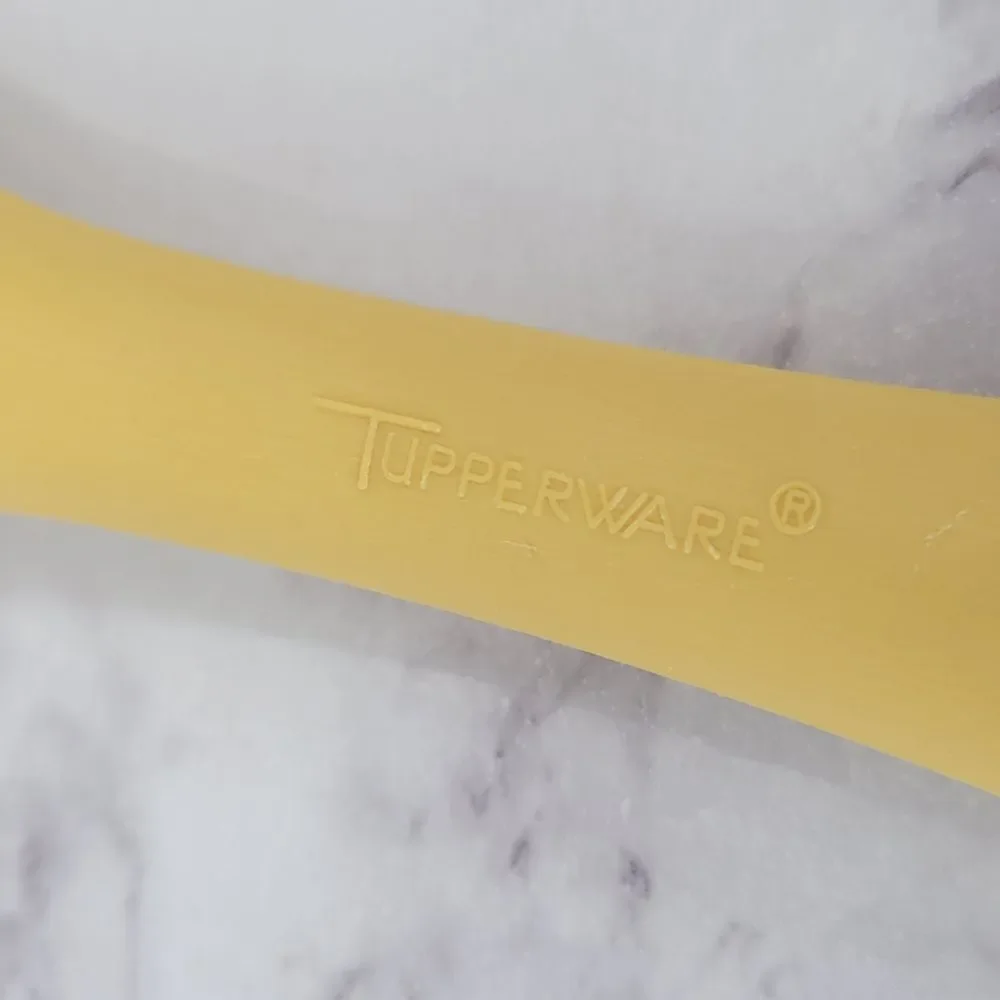 Tupperware Vintage Harvest Gold Salad Forks Serving Ware Yellow Spork Set Dining